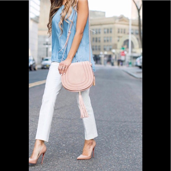 Vince Camuto Izzi Flap - Picture 2 of 8